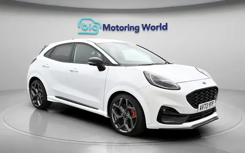Begagnad Ford Puma ST 170 HK (125 kW) 2023 Vit SUV