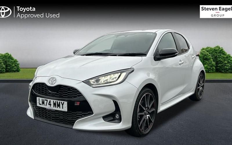 Used Toyota Yaris Hybrid Sport 131 HP (96 kW) 2025 Hatchback