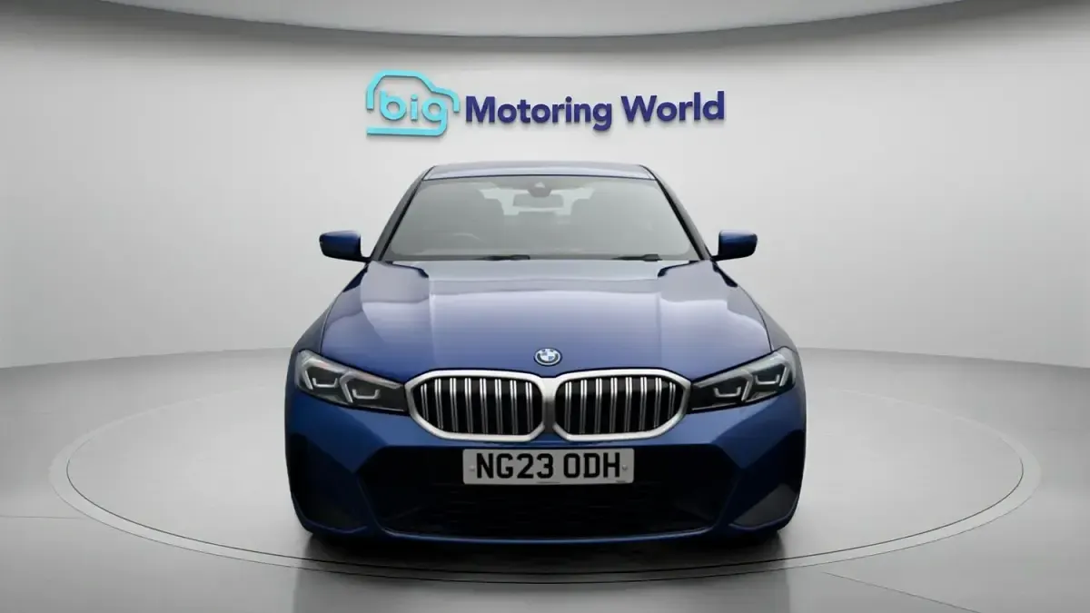 Used BMW 330e M Sport 292 HP (214 kW) 2023 Blue Sedan