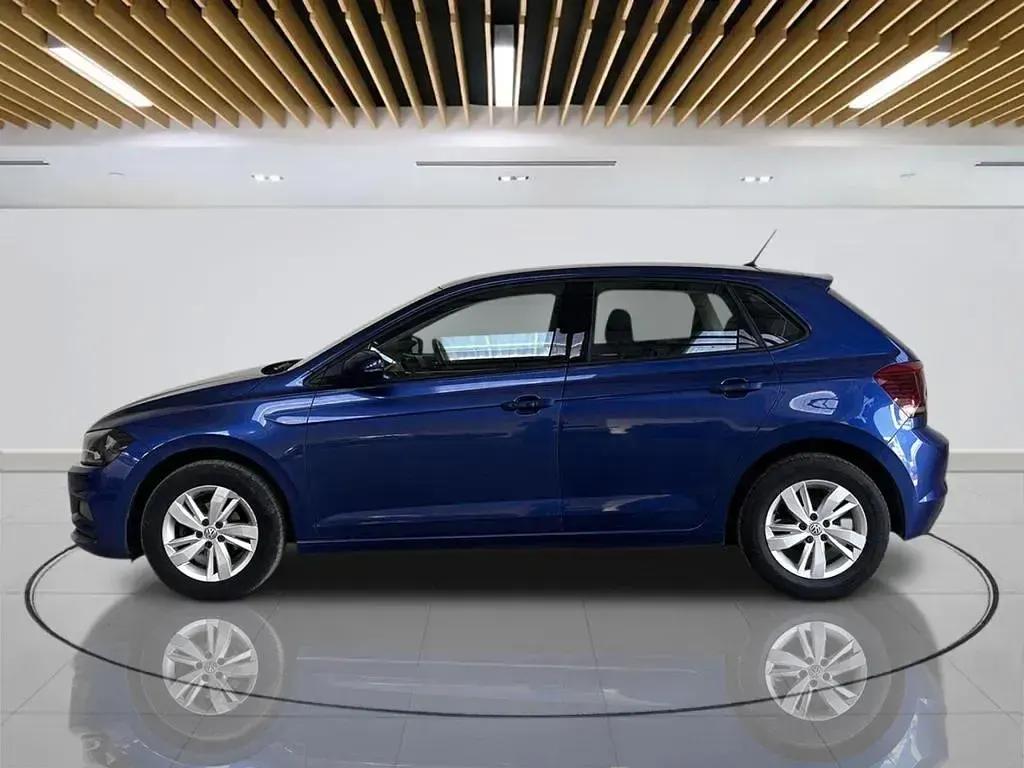 Used VW Polo SE 80 HP (58 kW) 2019 Blue Hatchback