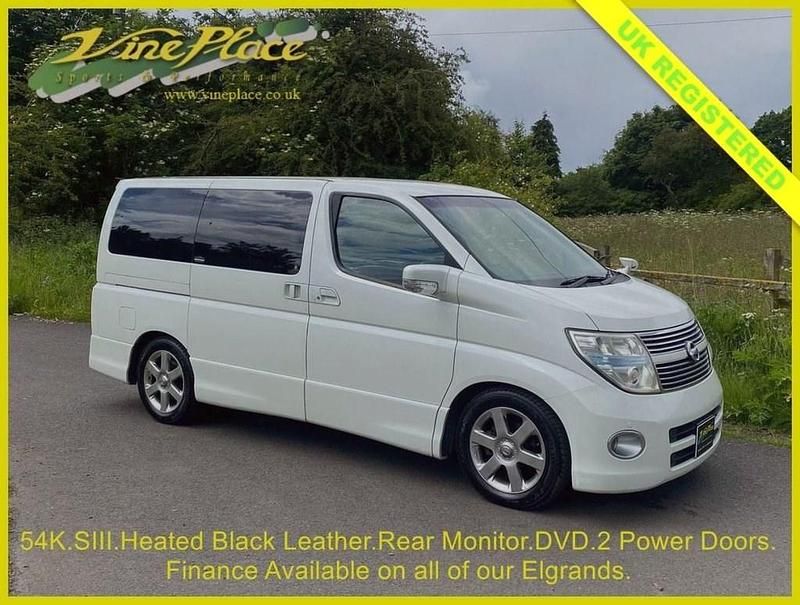 Used Nissan Elgrand 2007 White MPV