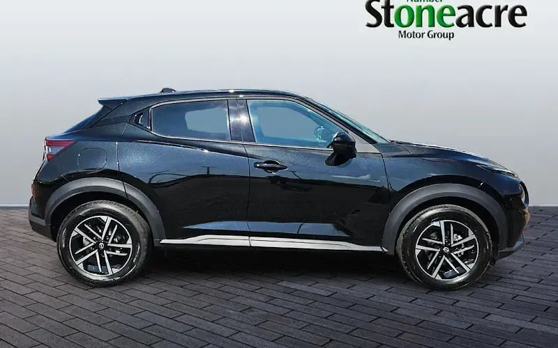 Used Nissan Juke N-Connecta 117 HP (86 kW) 2019 Black SUV