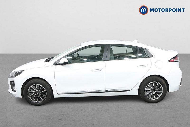 Used Hyundai Ioniq Premium 100 kW (136 HP) 2021 White Hatchback