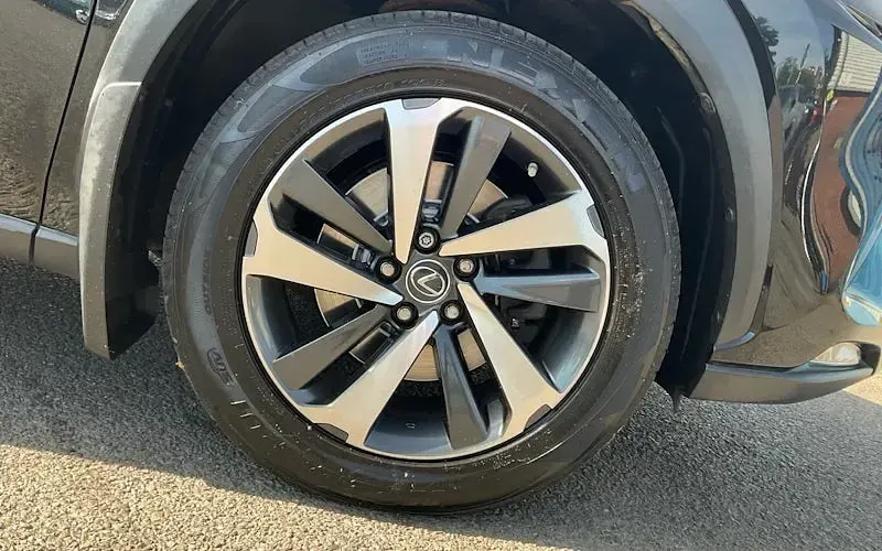 Used Lexus NX300h 197 HP (144 kW) 2018 Black SUV