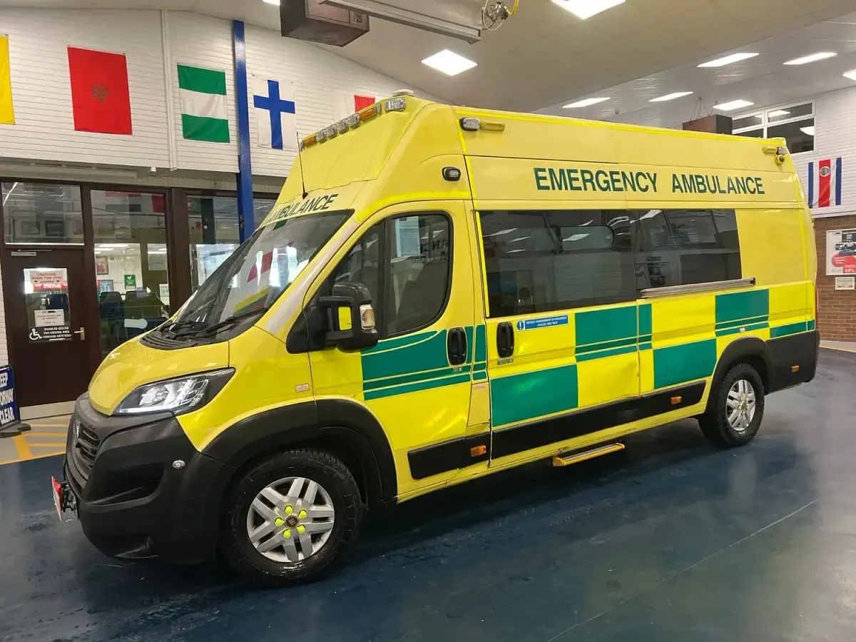 Used Fiat Ducato 180 HP (132 kW) 2020 Yellow Van