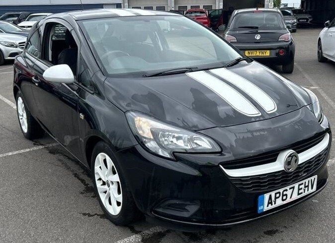 Carbon black flash Used 2018 Vauxhall Corsa Hatchback | £5,475 (Good price) - Image 1/4