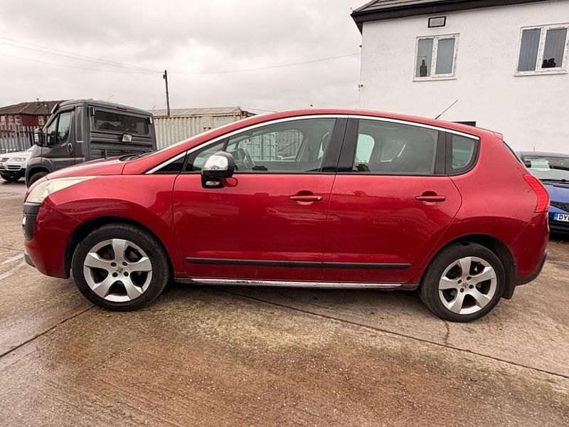 Used Peugeot 3008 110 HP (80 kW) 2010 Red Estate