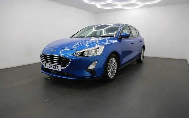 Used Ford Focus Titanium 120 HP (88 kW) 2020 Hatchback