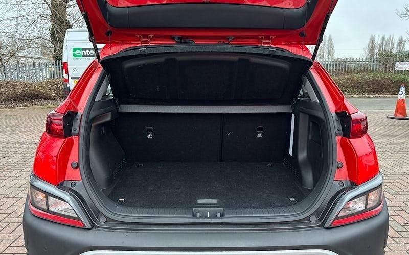 Used Hyundai Kona SE 141 HP (103 kW) 2022 SUV