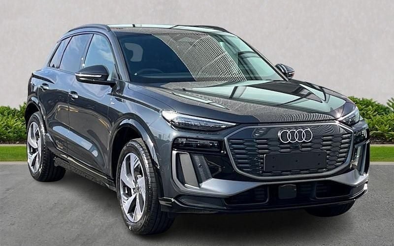 New 2025 Audi Q6 e-tron S-Line SUV | £59,899 (Super price) - Image 1/4