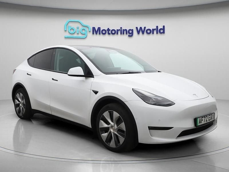 White Used 2022 Tesla Model Y Long Range AWD SUV | £22,000 (Fair price) - Image 1/4