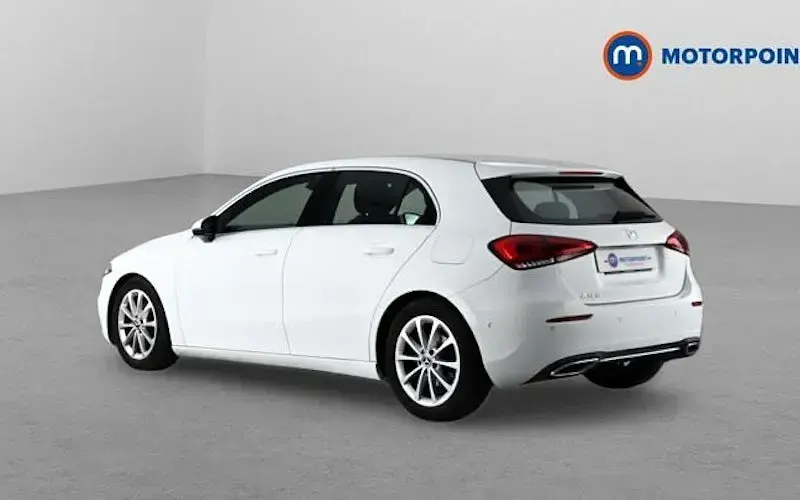 Używany Mercedes A180 Executive 136 KM (100 kW) 2022 Hatchback