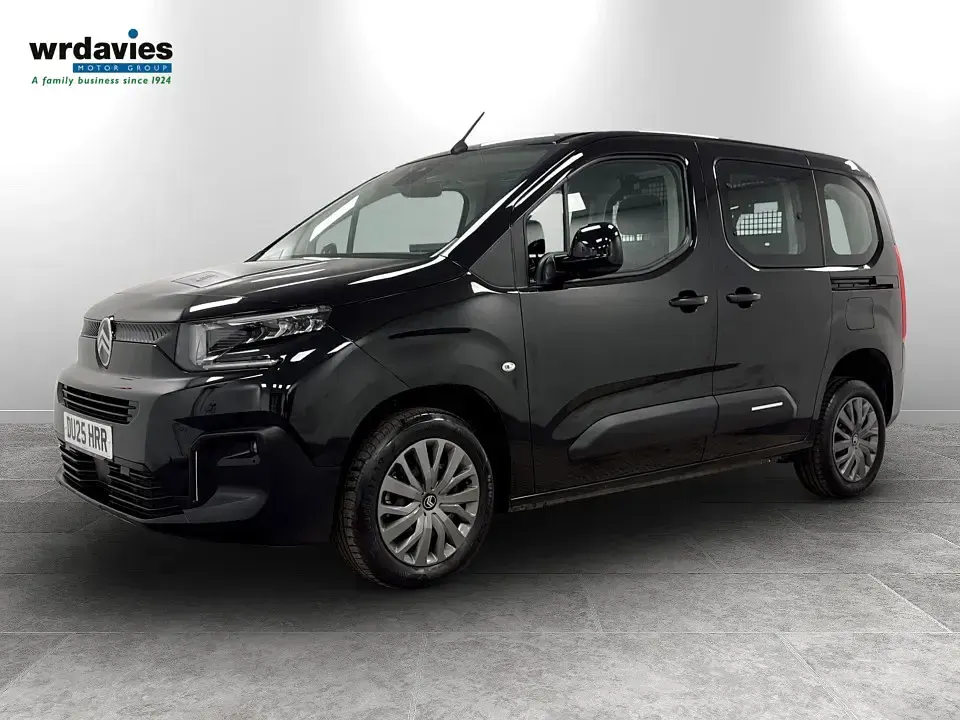Used Citroën e-Berlingo PureTech 110 HP (80 kW) 2025 Black