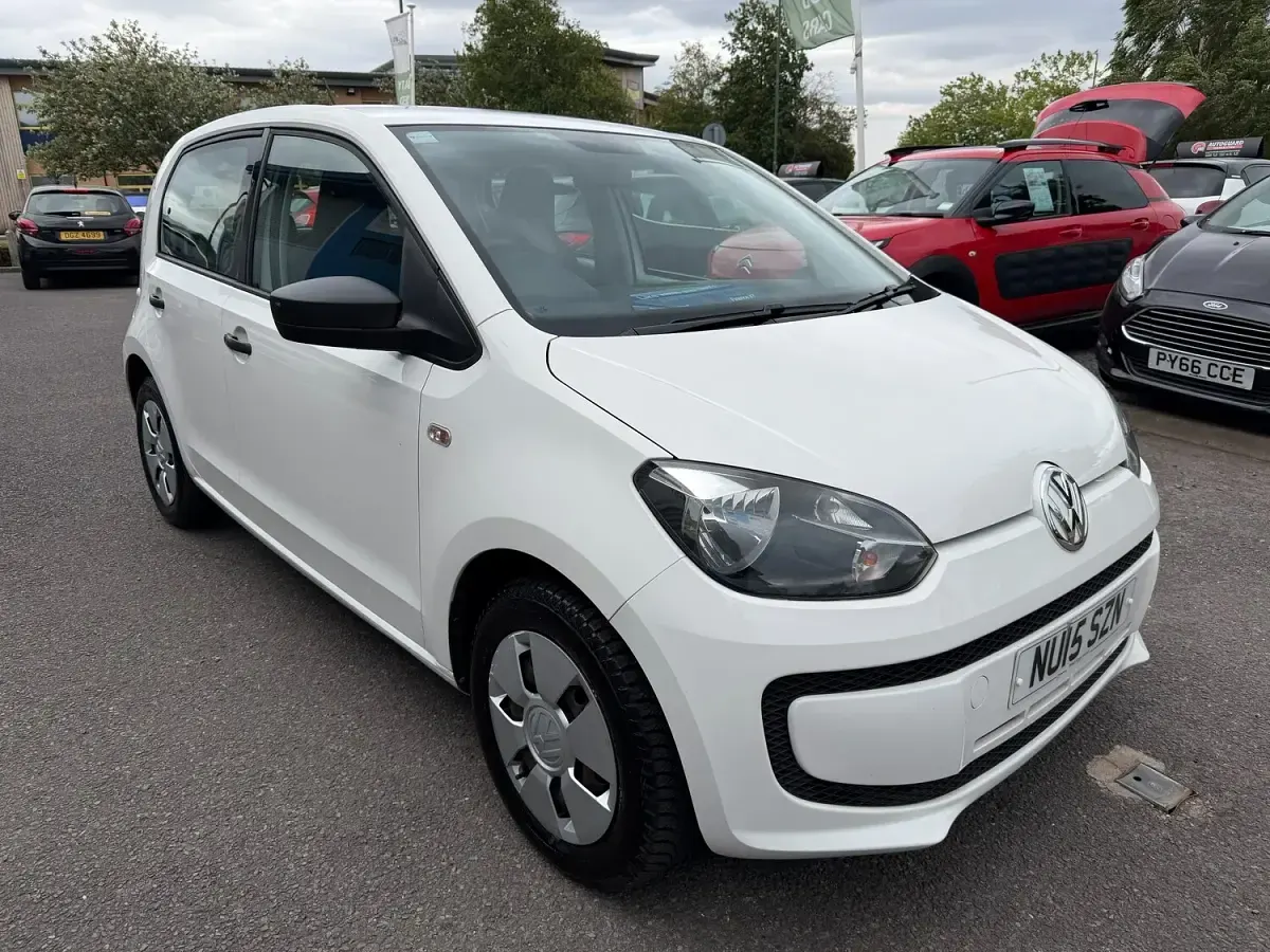 Used VW up! take up! 60 HP (44 kW) 2015 White Hatchback