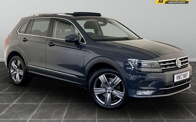Used 2020 VW Tiguan SEL SUV | £11,495 (Super price) - Image 1/2
