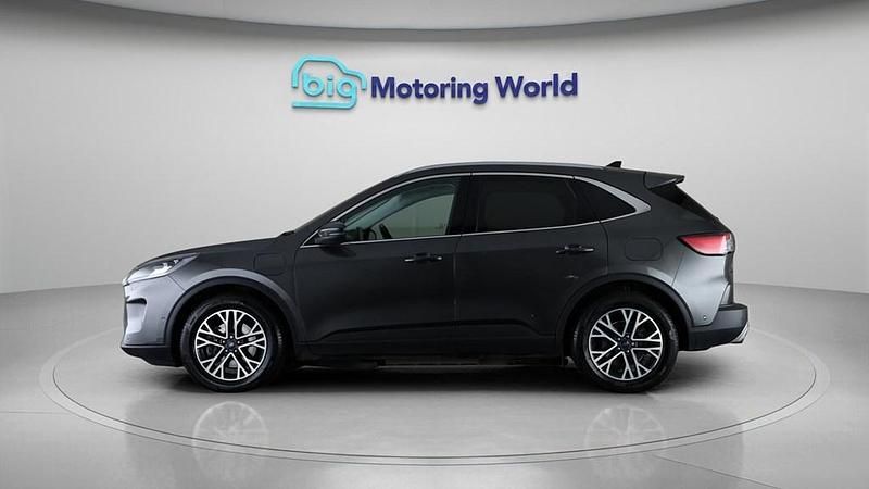 Begagnad Ford Kuga Titanium 2020 Grå SUV
