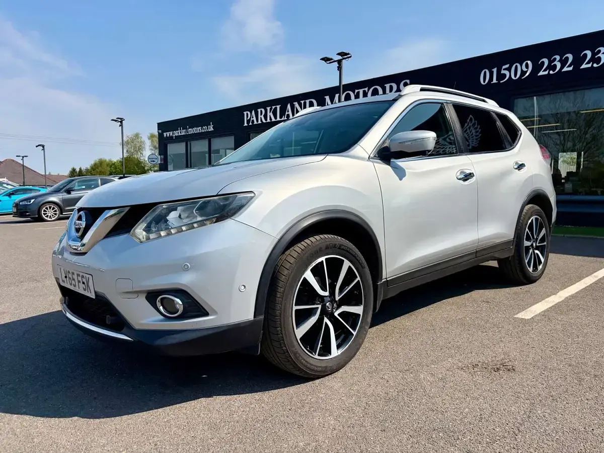 Used Nissan X-Trail Tekna 130 HP (95 kW) 2015 Silver SUV
