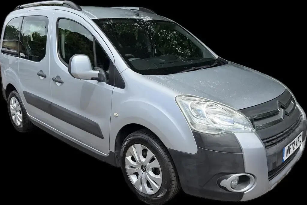 Used Citroën Berlingo XTR 90 HP (66 kW) 2012 Silver MPV