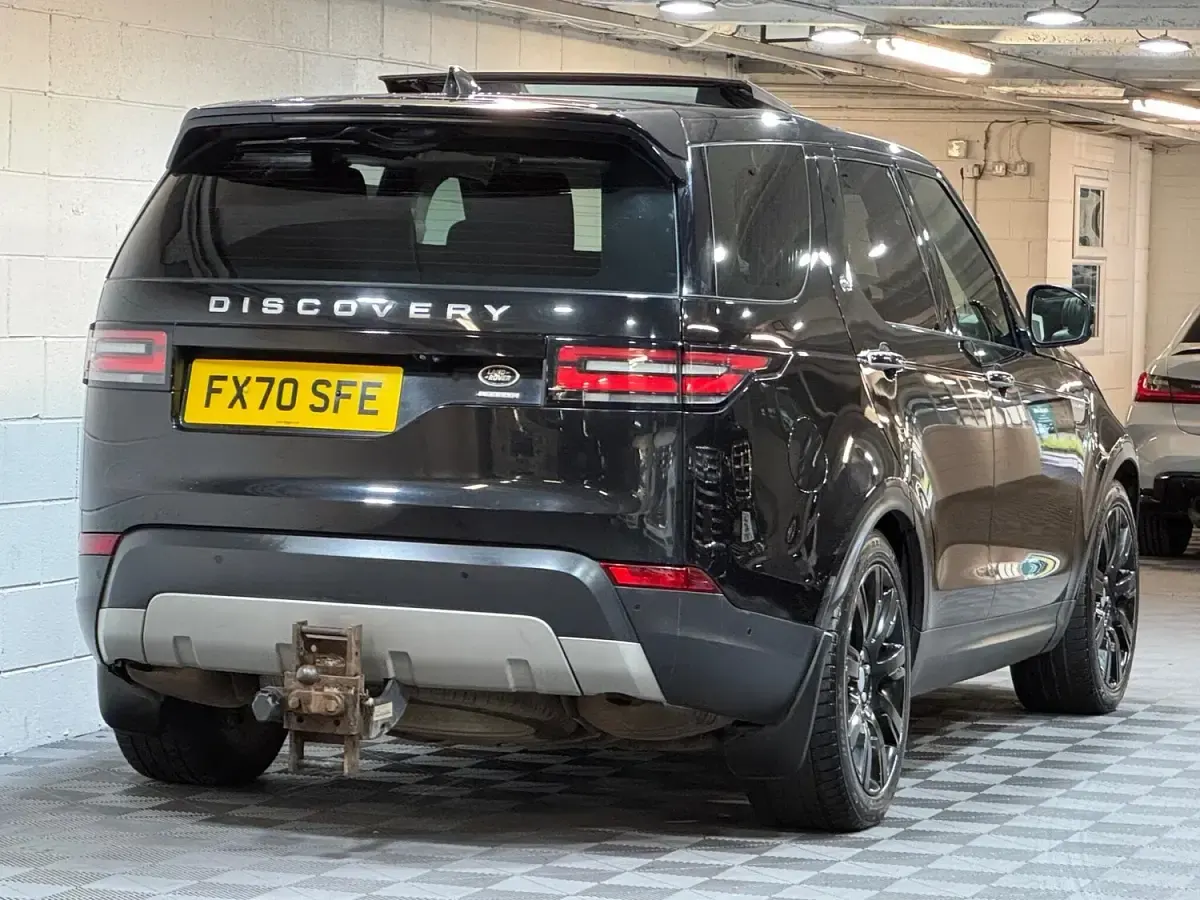 Used Land Rover Discovery 5 HSE Luxury 2020 Black SUV