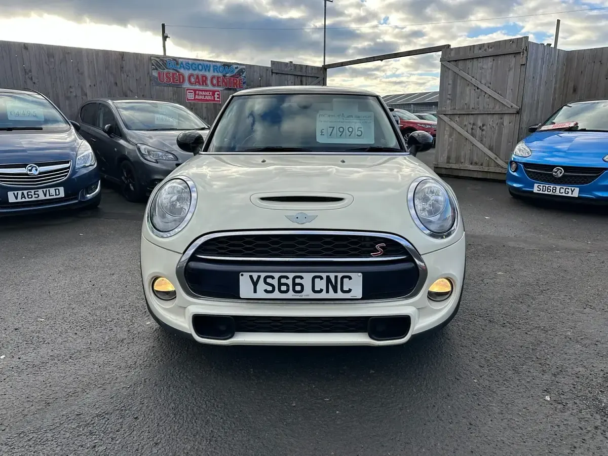 Used Mini Cooper S Hatch 2016 White Hatchback