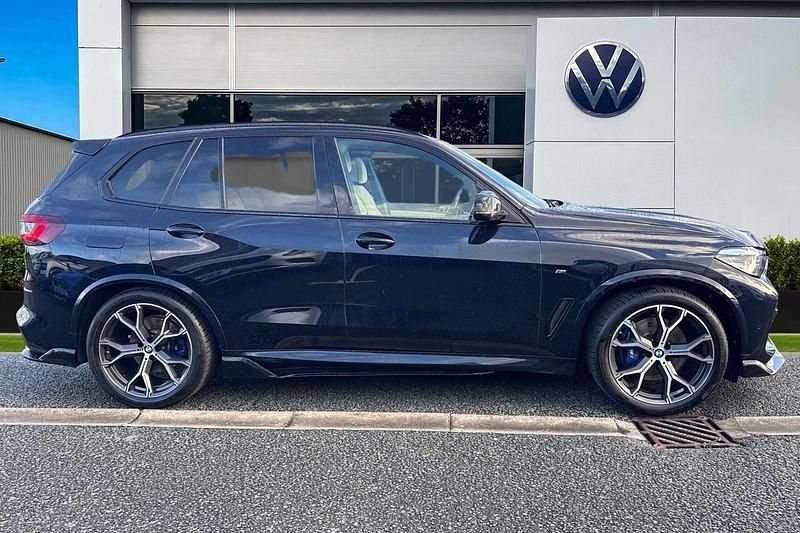 Used BMW X5 M Sport 282 HP (207 kW) 2022 Black SUV