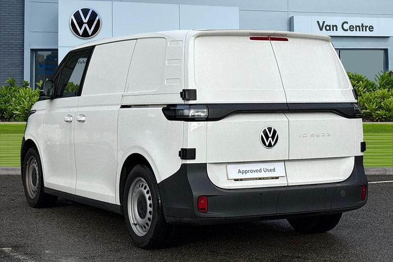 Used VW ID. Buzz 210 kW (286 HP) 2025 White MPV