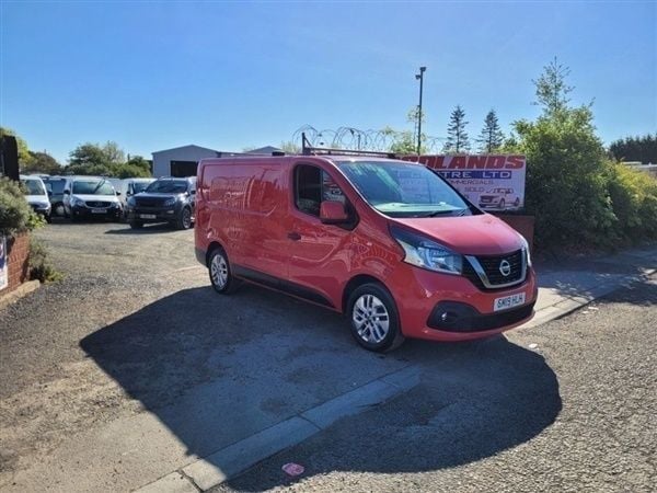 Red Used 2019 Nissan NV300 Acenta Van | £9,950 (Expensive) - Image 1/1