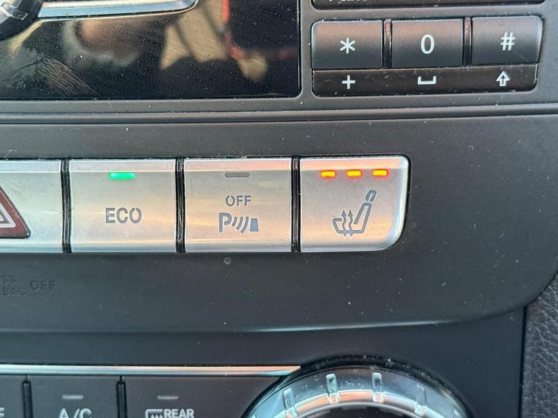 Used Mercedes C200 2011 Silver Sedan