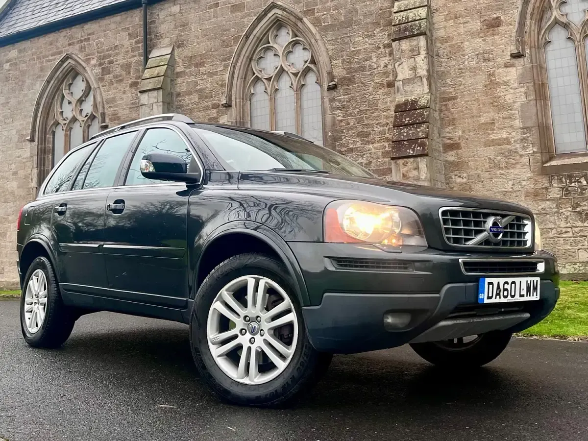Used Volvo XC90 SE 200 HP (147 kW) 2010 Grey SUV