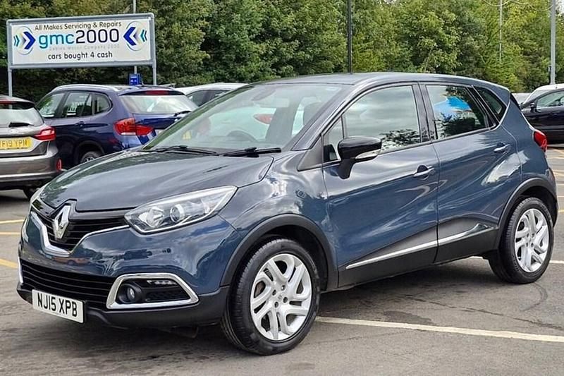 Blue Used 2015 Renault Captur Dynamique SUV | £5,395 (Fair price) - Image 1/1