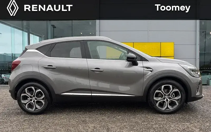 Used Renault Captur Techno 143 HP (105 kW) 2024 SUV