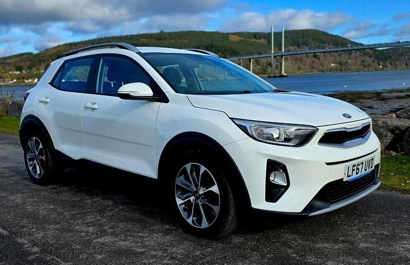 Used Kia Stonic 108 HP (79 kW) 2017 White SUV
