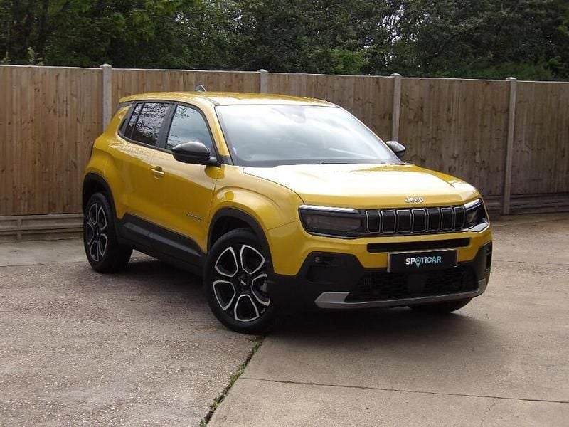 Used Jeep Avenger Summit 100 HP (73 kW) 2025 SUV