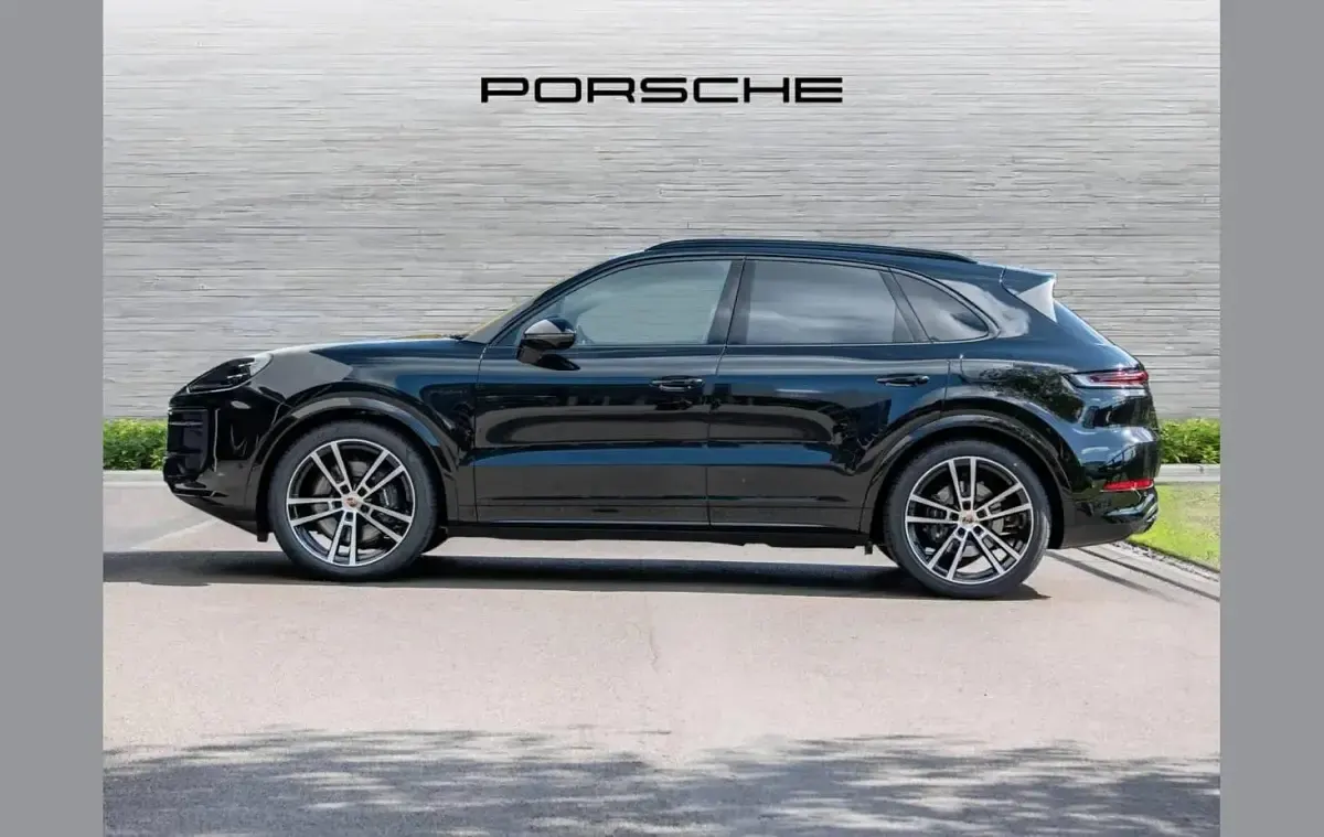 Used Porsche Cayenne Black Edition 464 HP (341 kW) 2026 Black SUV