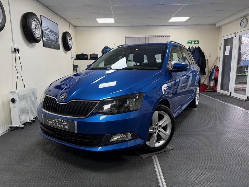Blue Used 2015 Skoda Fabia SE L Estate | £5,250 (Fair price) - Image 1/4