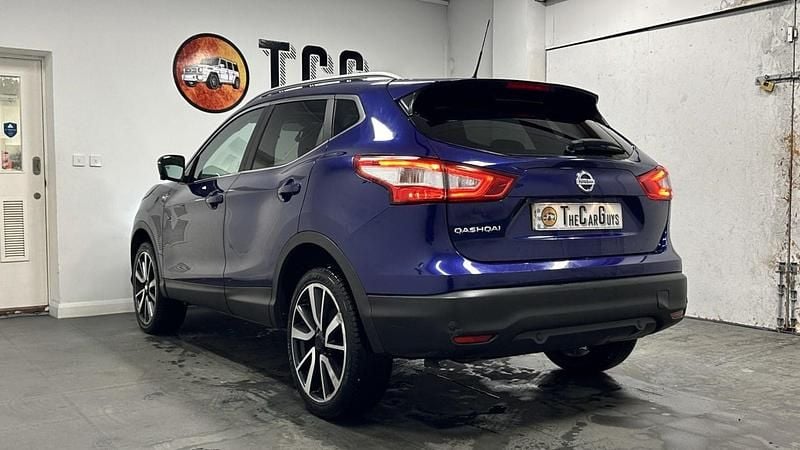 Used Nissan Qashqai Tekna 110 HP (80 kW) 2017 Blue SUV