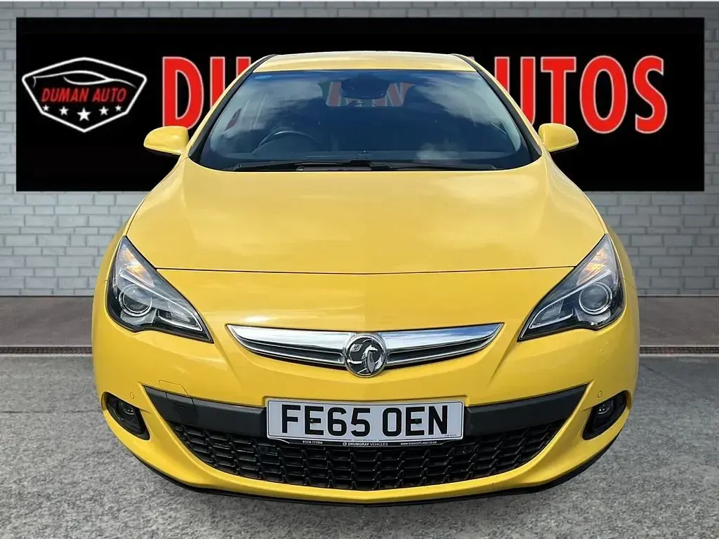 Used Vauxhall Astra GTC SRi 2015 Yellow Hatchback