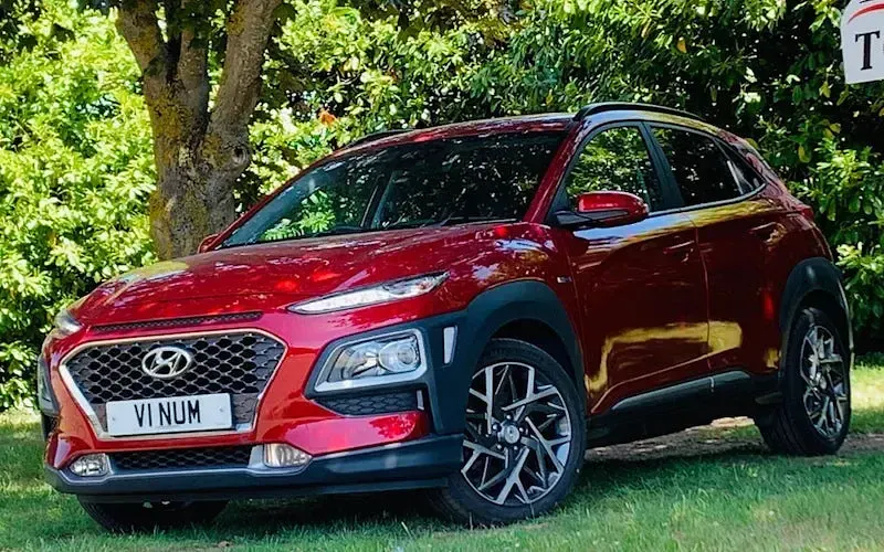 Used Hyundai Kona Premium 141 HP (103 kW) 2020 Red SUV