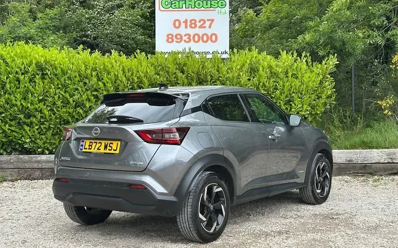 Used Nissan Juke N-Connecta 143 HP (105 kW) 2023 Grey SUV