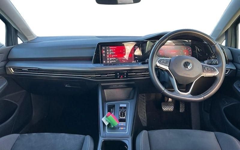 Used VW Golf VIII Style 204 HP (150 kW) 2024 Hatchback