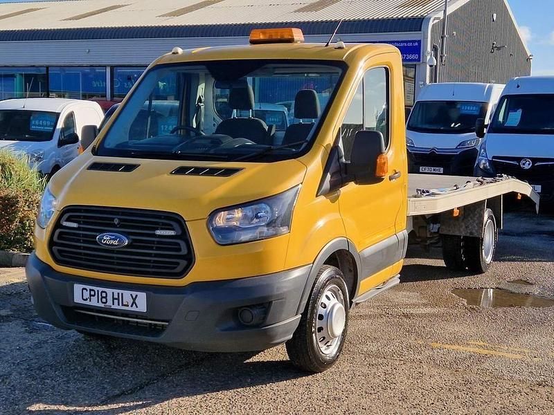 Usado Ford Transit 130 HP (95 kW) 2018 Branco Cabrios