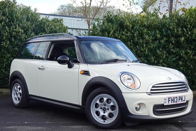 Used Mini Cooper Clubman 2013 White Estate