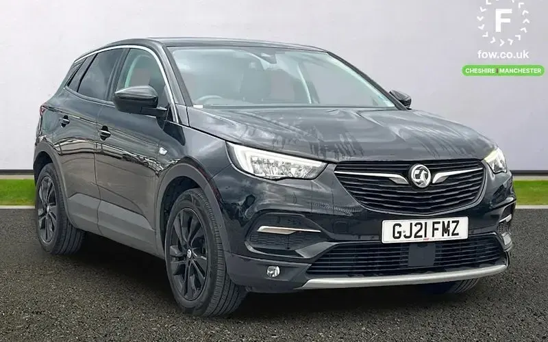 Used Vauxhall Grandland X SRi 131 HP (96 kW) 2021 SUV