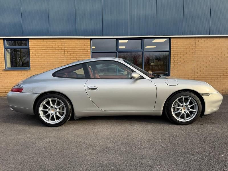 Used Porsche 911 Carrera 4 2000 Silver Coupe