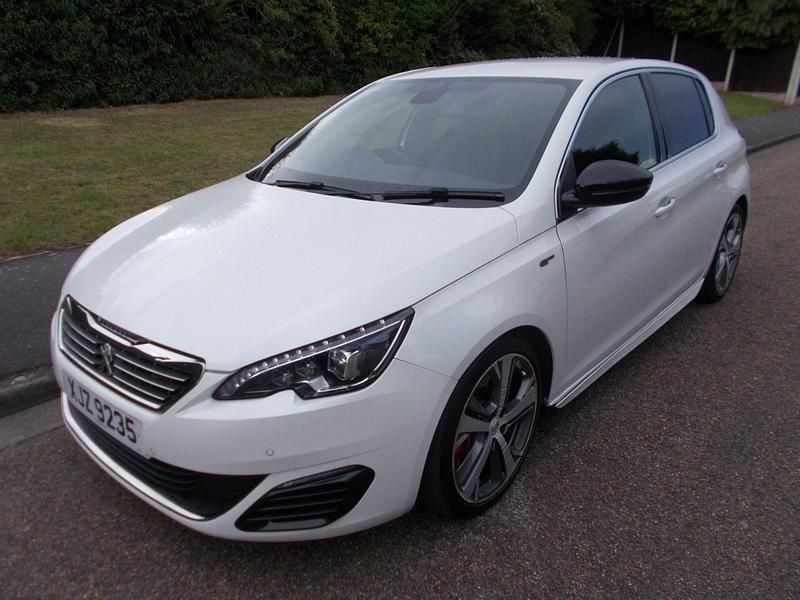 White Used 2015 Peugeot 308 GTi Hatchback | £5,790 (Fair price) - Image 1/4