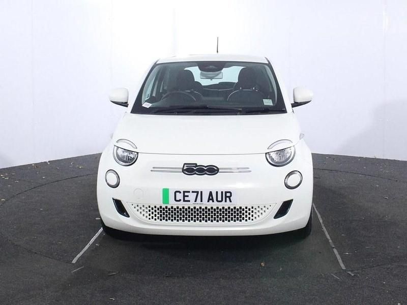 Used Fiat 500e Passion 86 kW (118 HP) 2021 White Hatchback