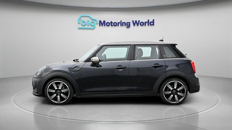 Used Mini Cooper Exclusive 134 HP (98 kW) 2021 Hatchback