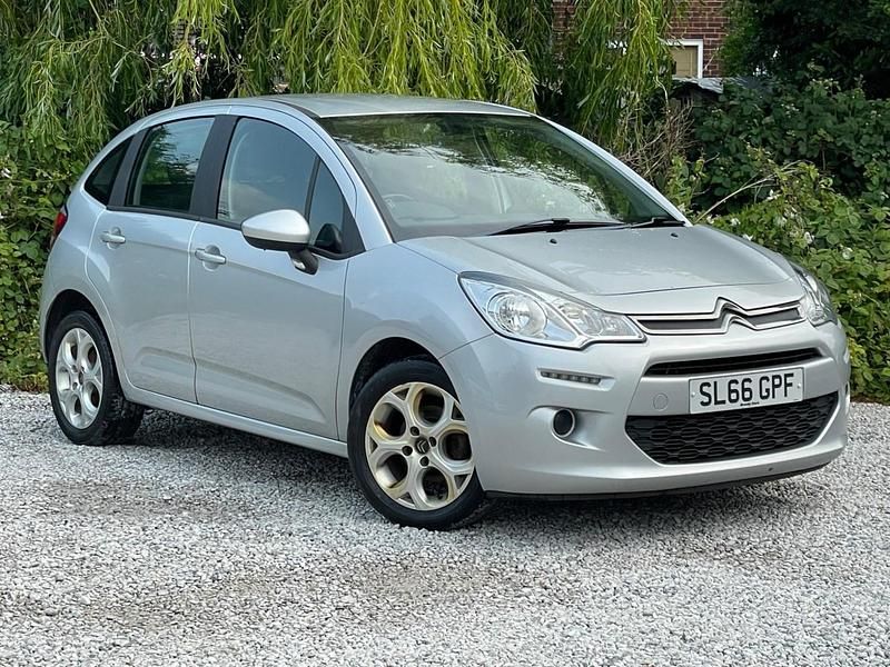 Silver Used 2016 Citroën C3 PureTech Hatchback | £2,495 (Good price) - Image 1/4