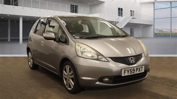 Silver Used 2009 Honda Jazz EX Hatchback | £2,599 (Fair price) - Image 1/1