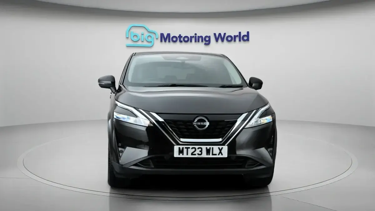 Used Nissan Qashqai N-Connecta 190 HP (139 kW) 2023 Black SUV